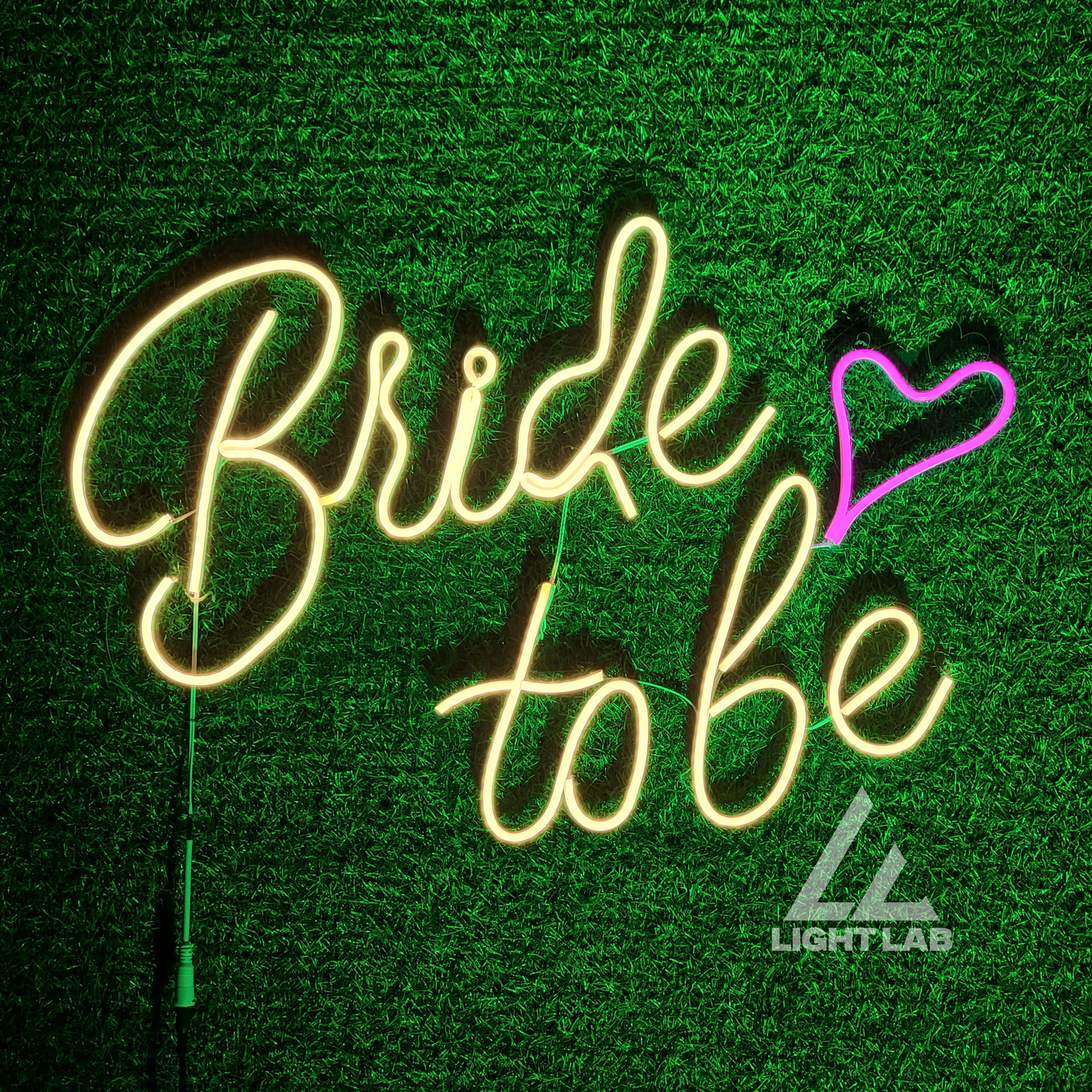 Neon "Bride to Be" Sign – LED Wall Light for Weddings, Bridal Showers & Parties | LIGHT LAB