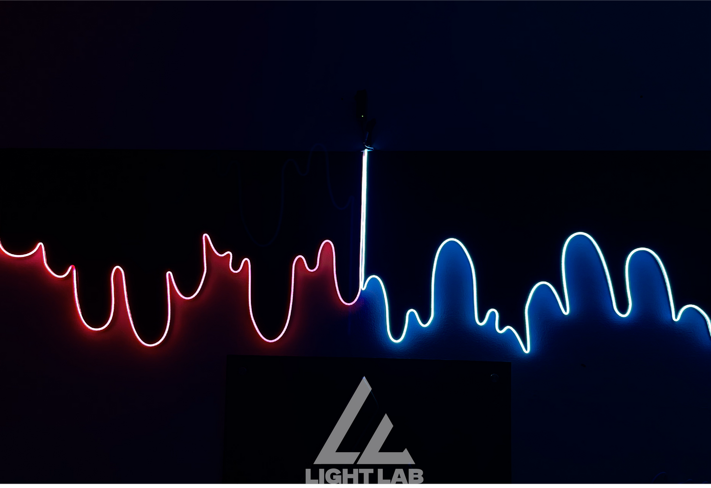 Neon Waves – Modern Abstract LED Wall Art on Black Acrylic | LIGHT LAB