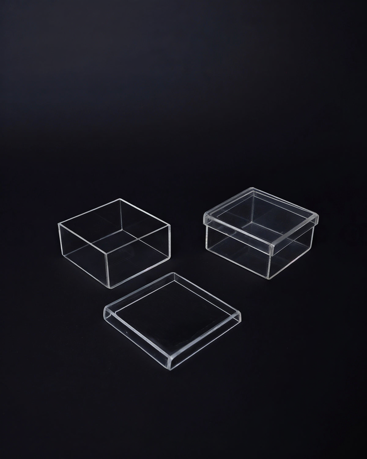 Crystal Clear Cube Acrylic Box